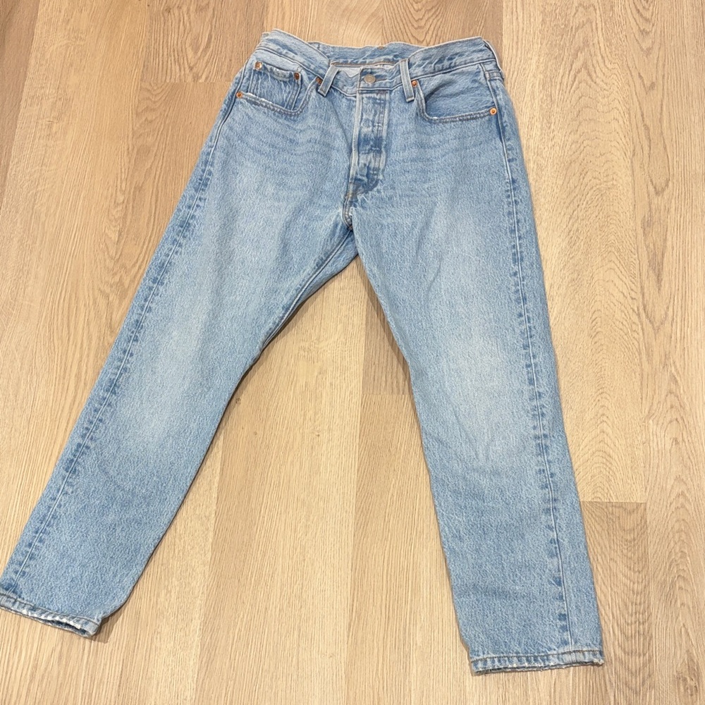 Levis Jeans